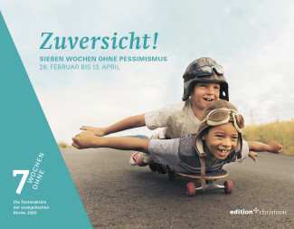 Plakat Fastenaktion 7 Wochen Ohne mit 2 Kindern auf einem Rollbord